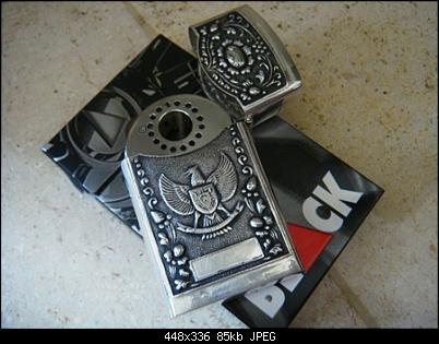 Click image for larger version. 

Name:	HEAVY INDONESIAN (YOGYA) SOLID SILVER (700 fine) “ZIPPO” TYPE LIGHTER-60 gm $ (4).JPG 
Views:	4 
Size:	85,1 KB 
ID:	9170