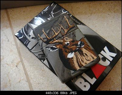 Click image for larger version. 

Name:	Zippo Lighters New In Box Bill Jordan's Realtree Camouflage th.2001 $. (3).JPG 
Views:	11 
Size:	87,6 KB 
ID:	9211